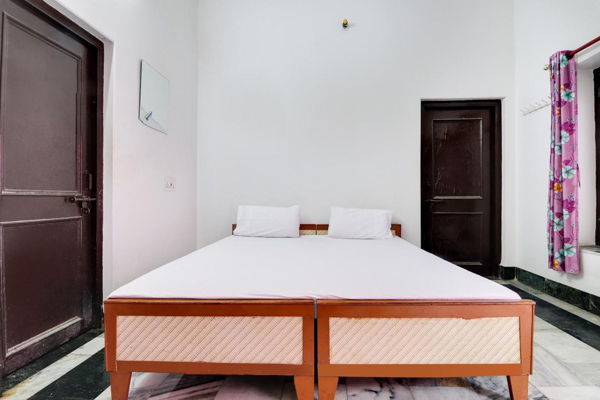 Hotel O Hanuman Bagh Ayodhya Exterior photo